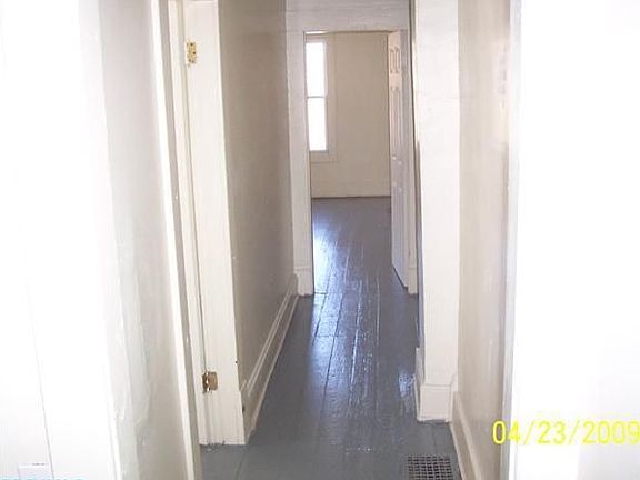 5th image of 99 N Central Ave