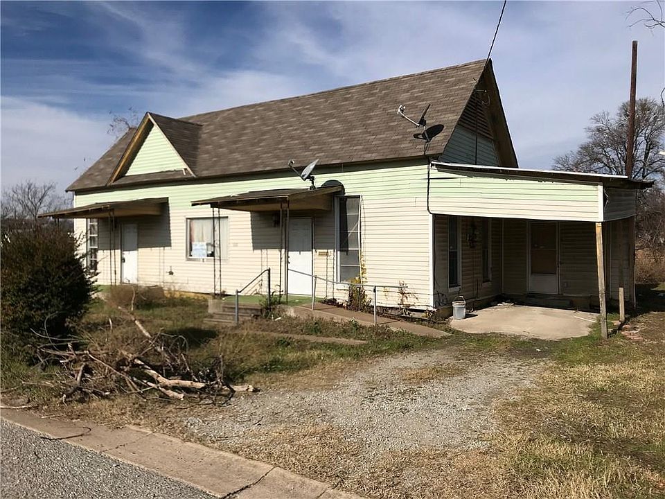 2nd image of 604 E 16th Ave