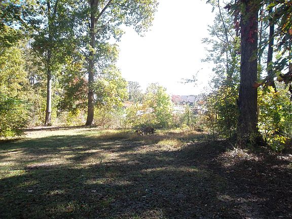 4th image of 8326/8328 Joey Ln
