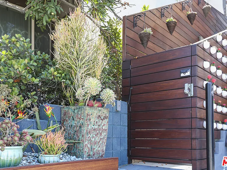 472 Rosecrans Ave — Photo 5