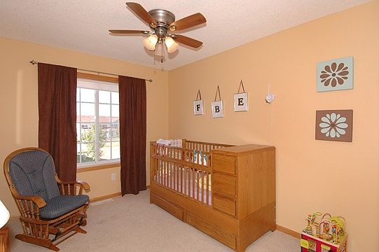 3rd image of 21137 Mustang Ln