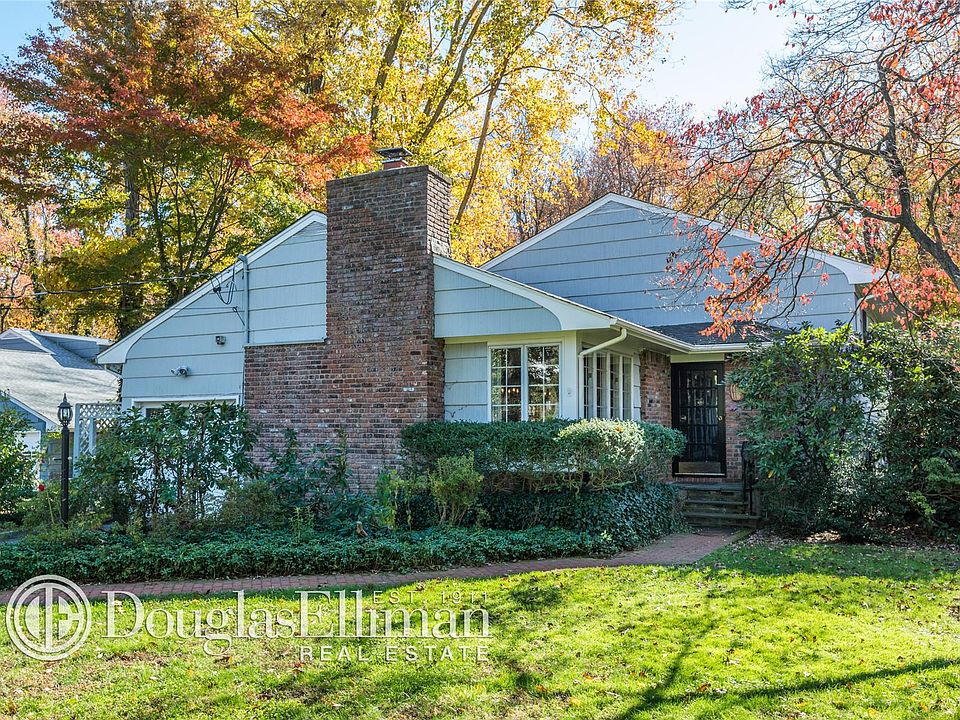 1st image of 16 Millford Dr