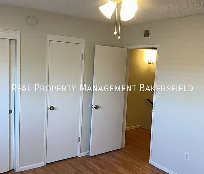 2403 Olive St #2403 — Photo 30