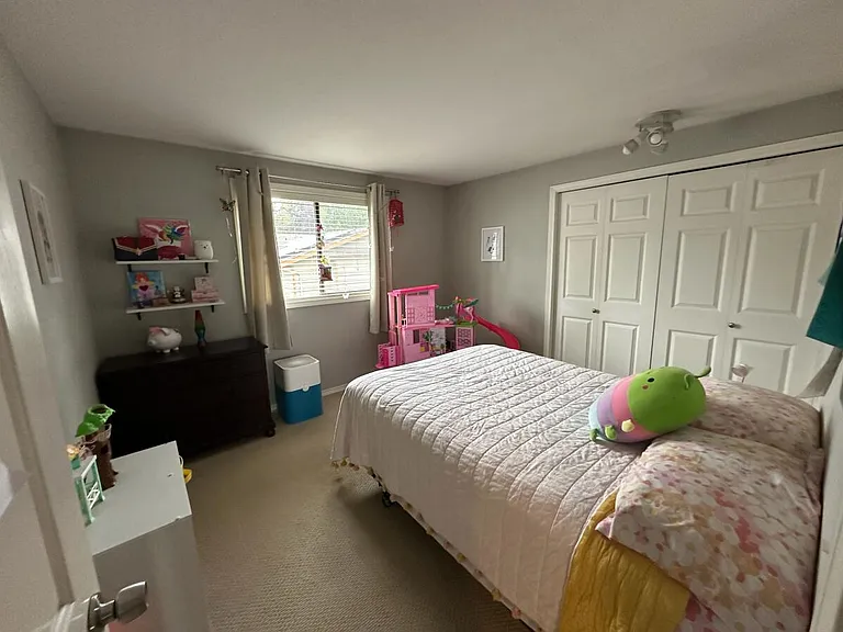 1040 Cedar Pl — Photo 10