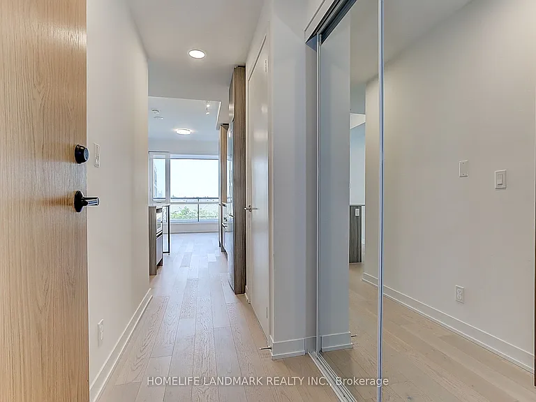 7950 Bathurst St #B-532 — Photo 5
