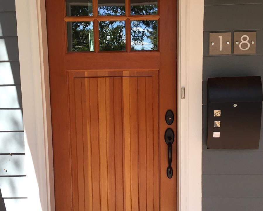 Front dor