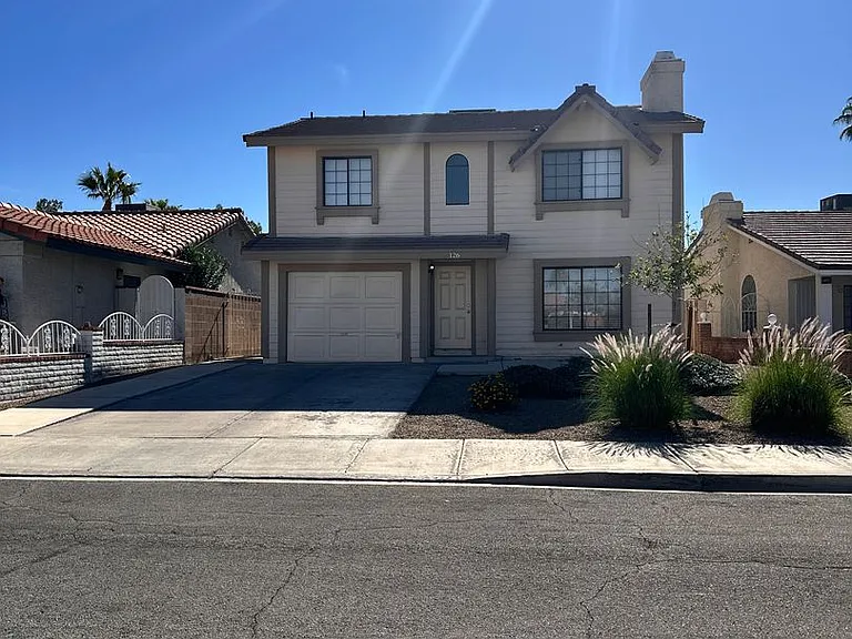 126 Elegante Way — Photo 1