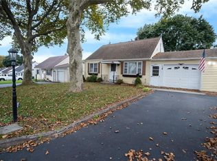 2662 Hermitage Ave, Easton, PA 18045