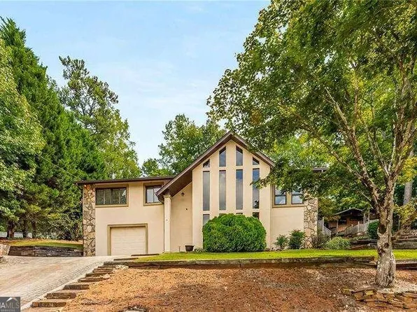 2880 Carrollton Ct, Marietta, GA 30066