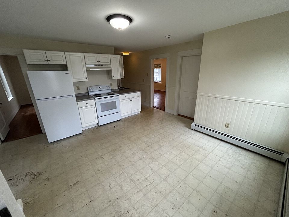 1st image of 142 Emery St #B