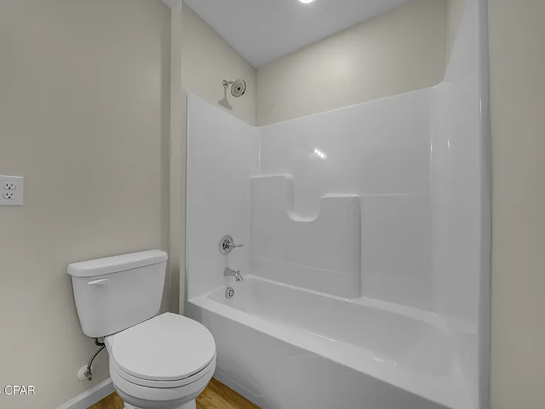 122 N East Ave #B — Photo 18