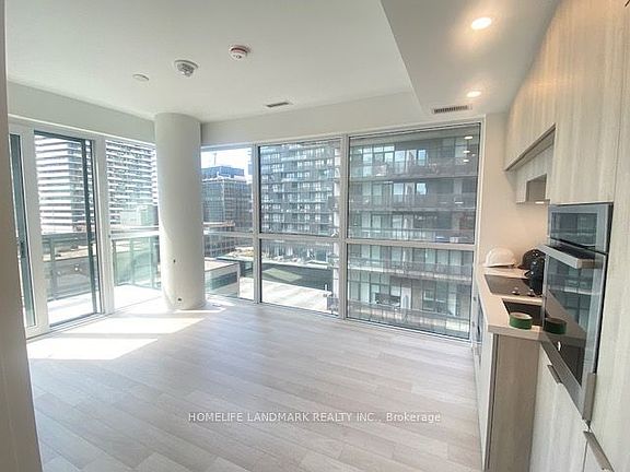 2nd image of 39 Roehampton Ave #905