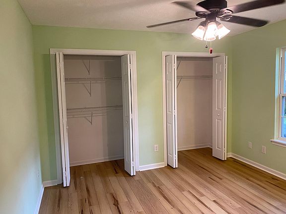 5th image of 219 NE 41st St