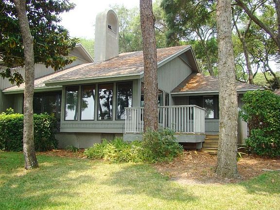 2nd image of 2209 Boxwood Ln