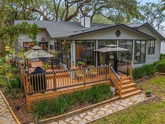 3rd image of 11727 GREENLAND OAKS Drive