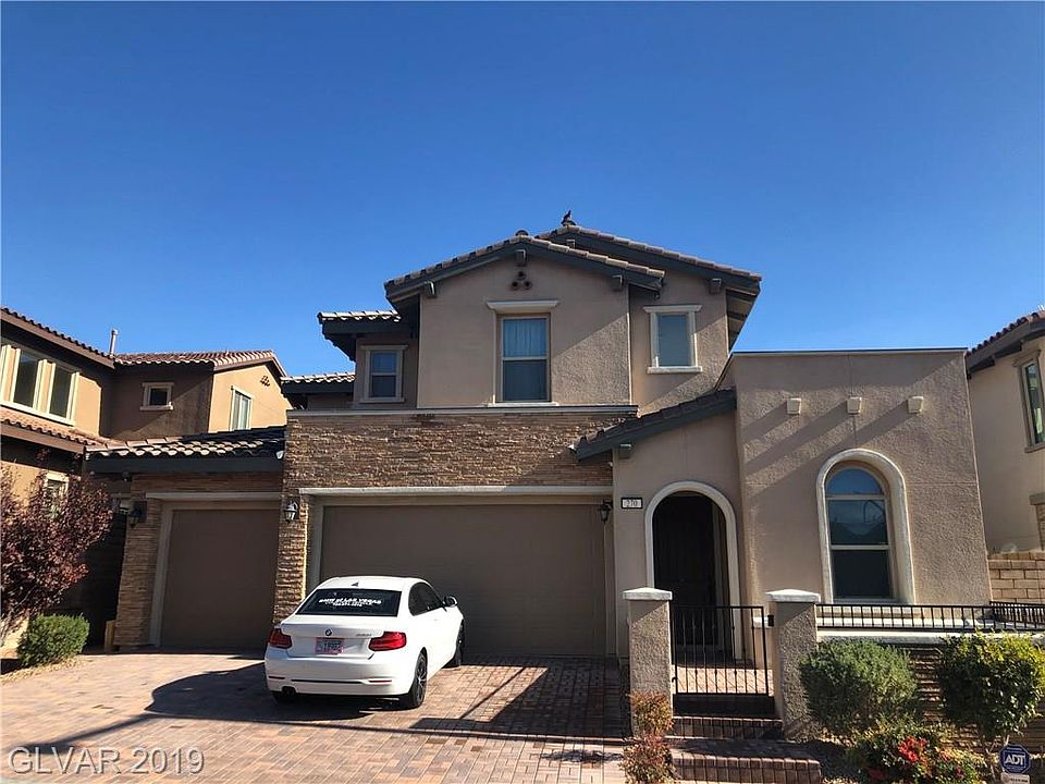 1st image of 270 Castellari Dr