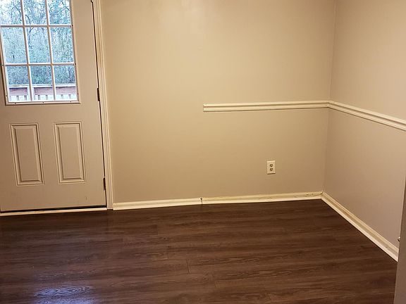 4th image of 1416 Potter Dr #A