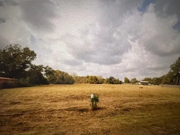 405A Magnolia Dr, Hempstead, TX 77445