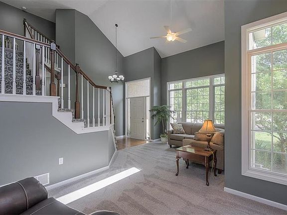 5th image of 4906 McCoy St