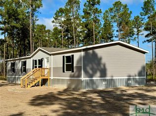 1932 Luke Rd, Midway, GA 31320