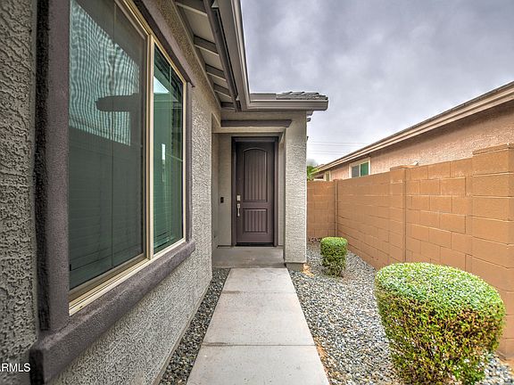 3rd image of 2229 W DUNBAR Drive
