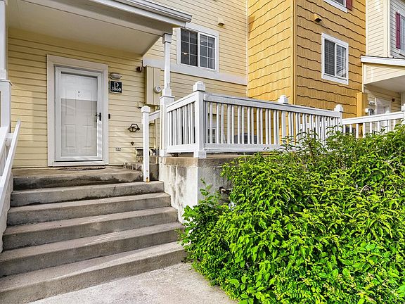 2nd image of 3860 Colorado Ave #D