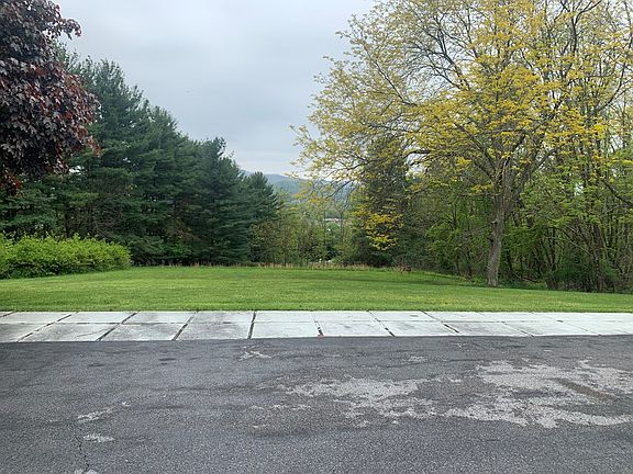 2nd image of 359 Panorama Dr