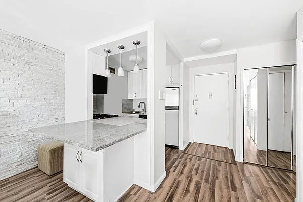 Rented by Compass | media 15