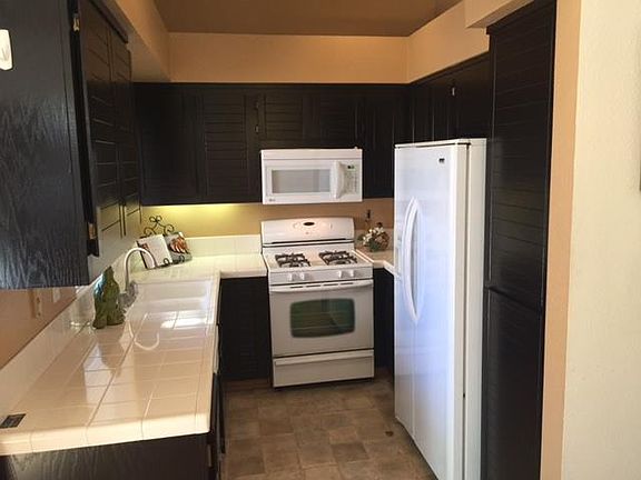 3rd image of 6941 Rodling Dr Unit H