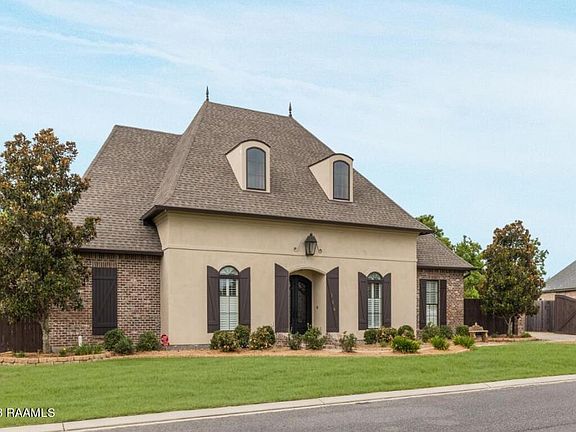 2nd image of 306 Sugartrace Ln