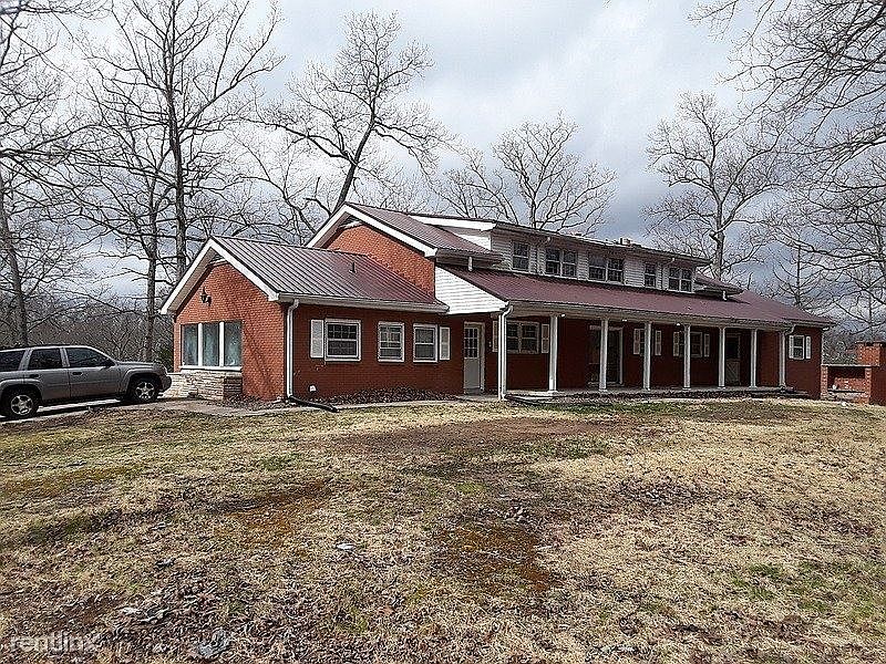 2nd image of 2021 Court St