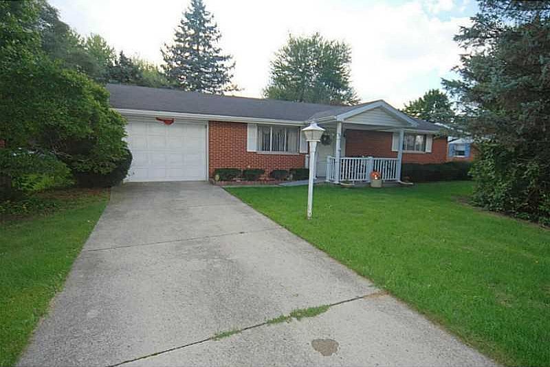 1st image of 9 Edgewood Dr