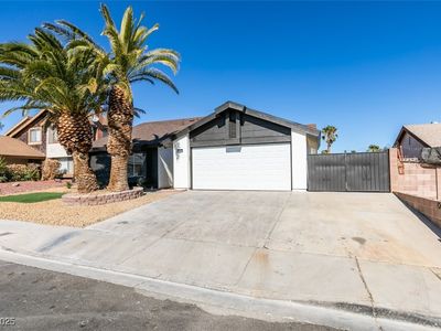 6938 Stober Ct, Spring Valley, NV, 89147