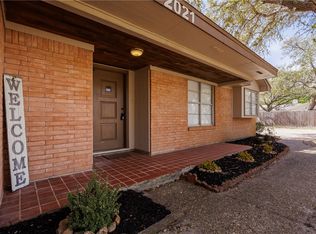 2021 Buckeye Dr, Ingleside, TX 78362