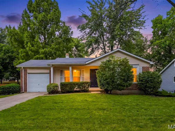 194 Driftwood Ln, Saint Peters, MO 63376