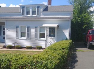 62 South St, Chicopee, MA 01013