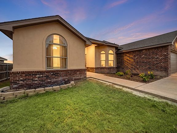 3rd image of 609 Baylor Blvd