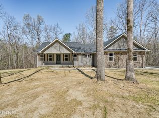370 Cumberland Cove Rd, Monterey, TN 38574
