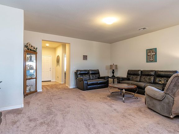 3rd image of 30155 N Oak Dr