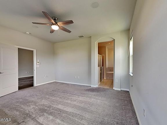 5th image of 8004 Loren Cove Dr