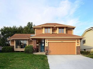 15261 Cuming St, Omaha, NE 68154
