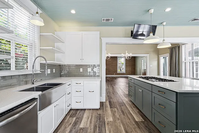 202 W Woodlawn Ave — Photo 12