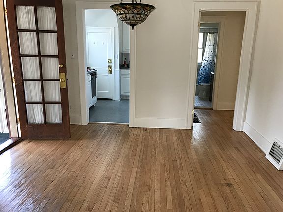 5th image of 1844 N Lafayette Ave
