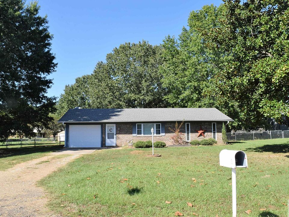 1st image of 2 S Gibson Ln