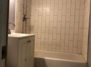 1127 Margaret St #2, Saint Paul, MN 55106