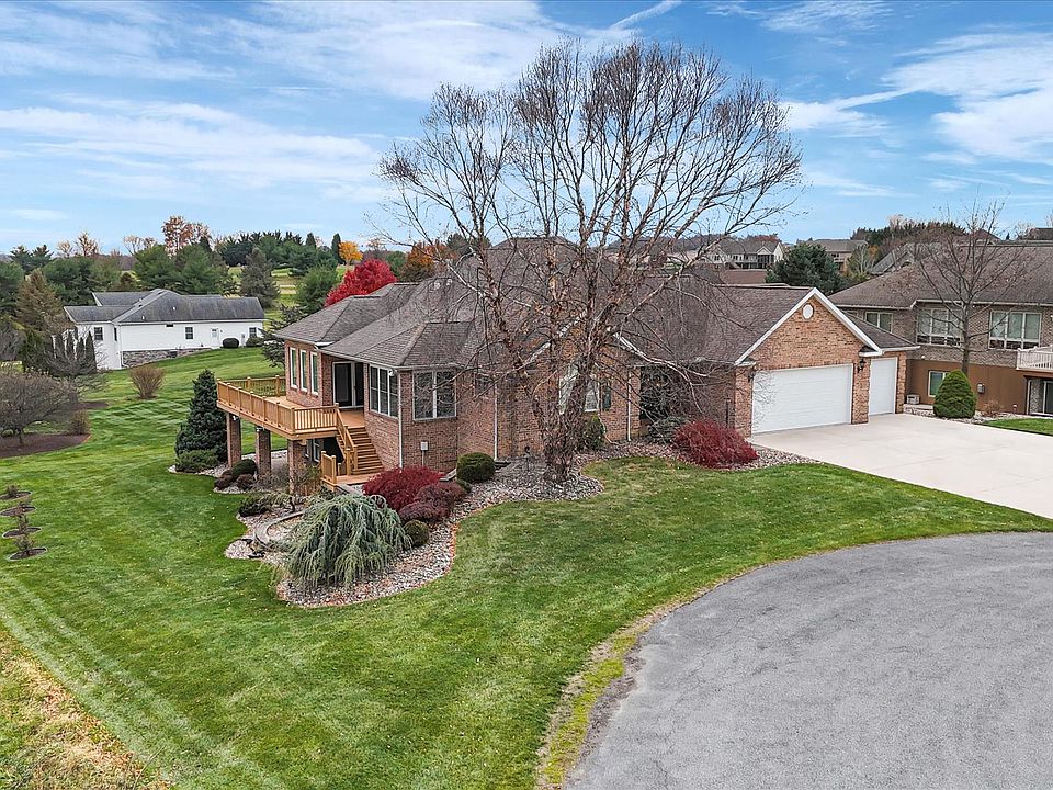 1st image of 6396 Saucon Valley Dr