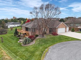 6396 Saucon Valley Dr, Fayetteville, PA 17222