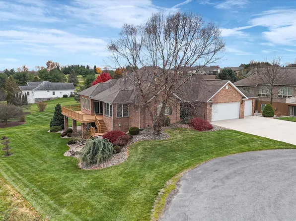 6396 Saucon Valley Dr, Fayetteville, PA 17222