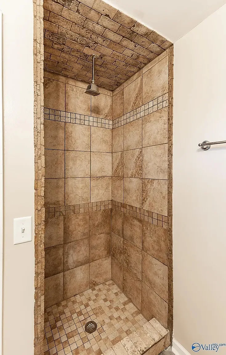3207 Delia Lane Northwest - 1 — Photo 4