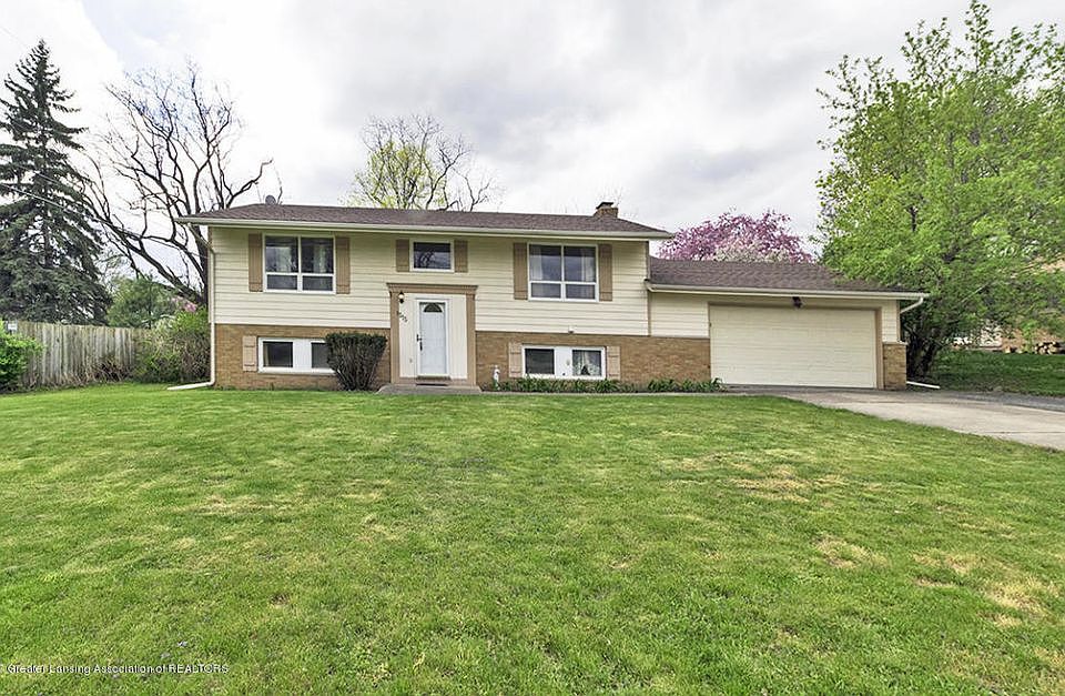 1st image of 1515 Walnut Heights Dr